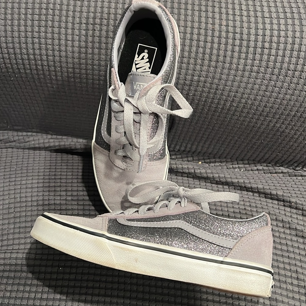 Vans - classics . Sz 3 Youth.